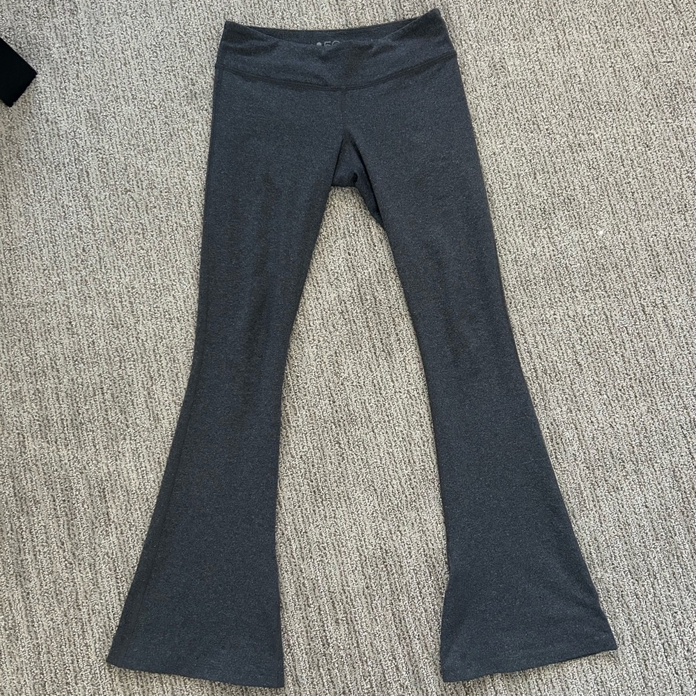 Splits 59 grey flared leggings